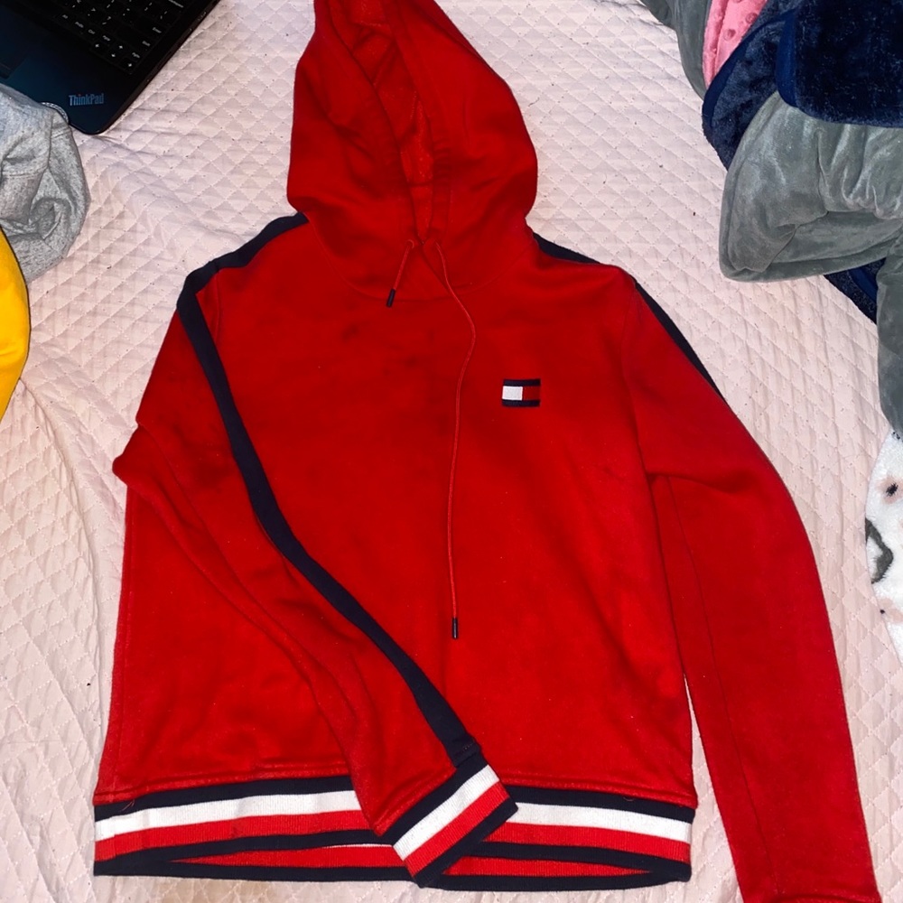 tommy hilfigure hoodie